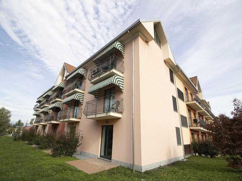 Casalbergo Superior Lake Apartments image