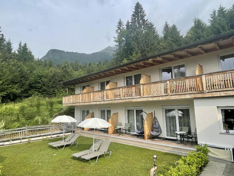 Sweet Cherry Boutique Guesthouse Tyrol image