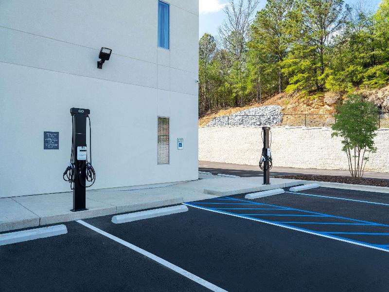 La Quinta Inn & Suites By Wyndham Chelsea