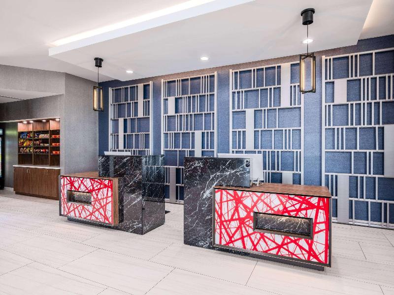 La Quinta Inn & Suites By Wyndham Chelsea