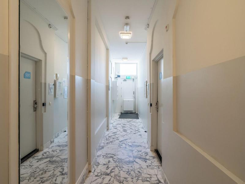 Amsterdam Centre Harbour Apartments image