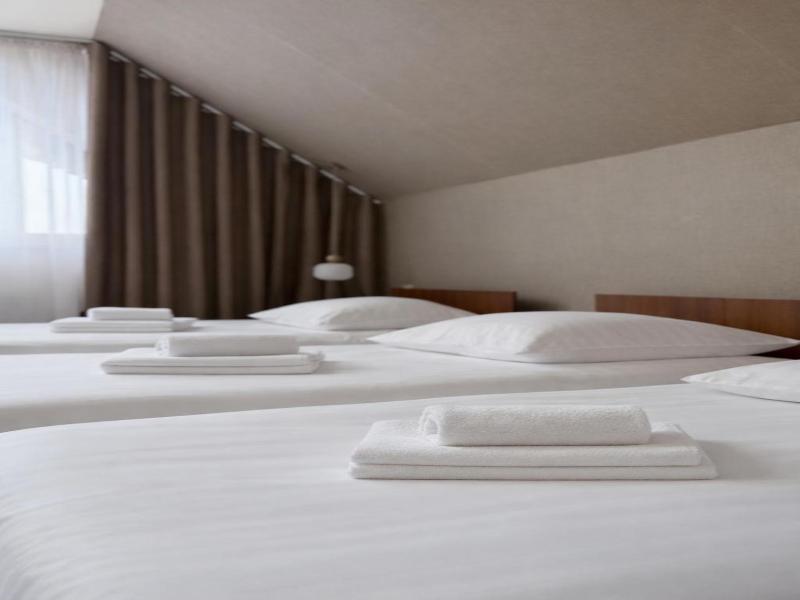 Hotel Vesta Centrum Konferencyjno Wypoczynkowe image