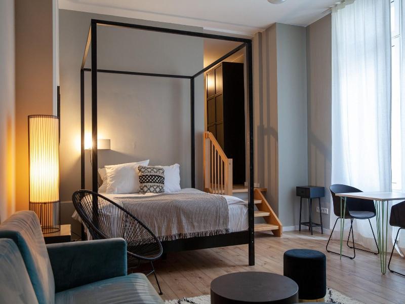 The Suite Hotel Fabric image