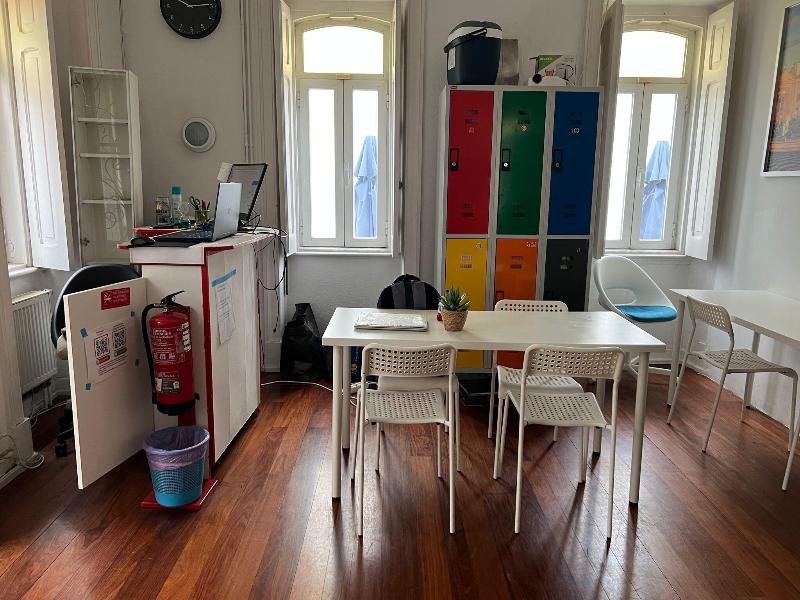 White House Lisbon Hostel image