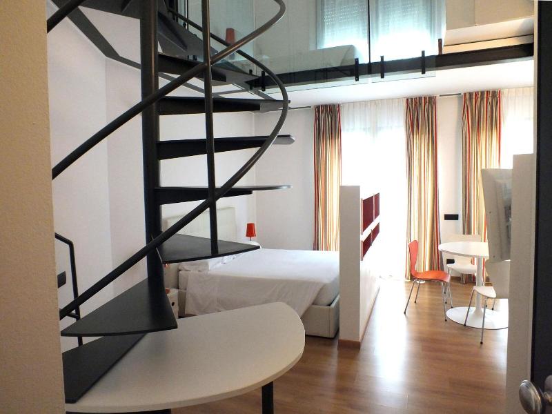 Bb Hotels Aparthotel Isola image