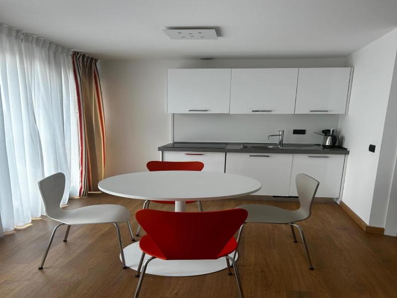 Bb Hotels Aparthotel Isola image