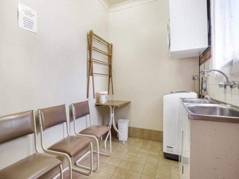Rodney Motor Inn