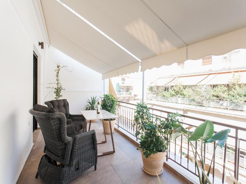 Nicholas Point Apartments And Rooms image