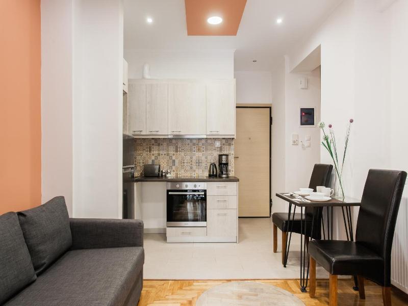 Nicholas Point Apartments And Rooms image