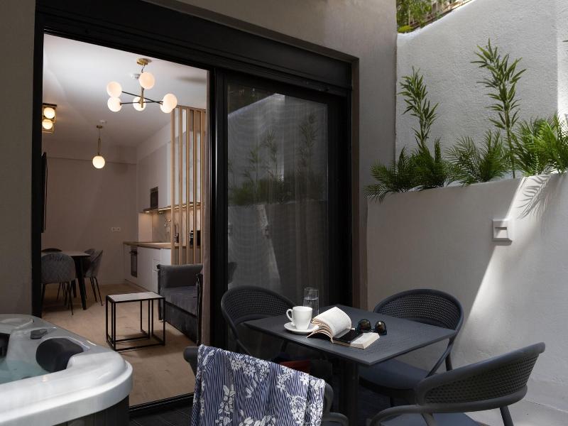 Lux Easy Athens Downtown Residences image