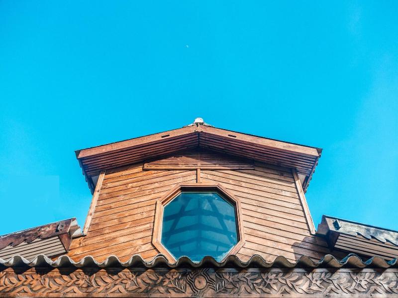 The Overhang