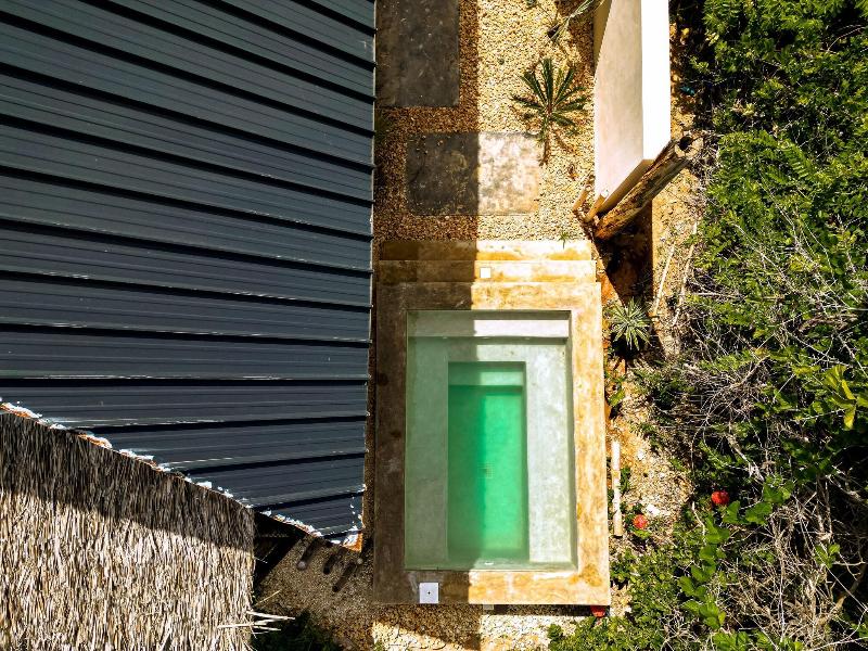 The Overhang