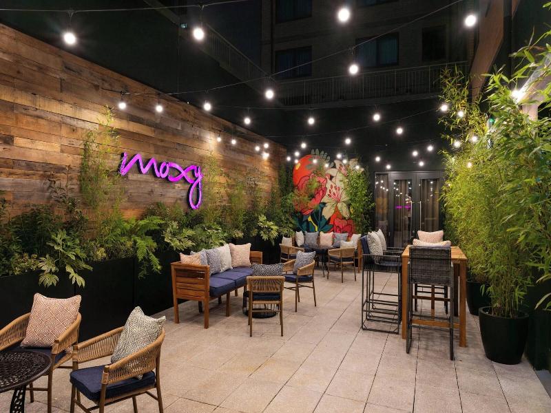 Moxy Belfast City image
