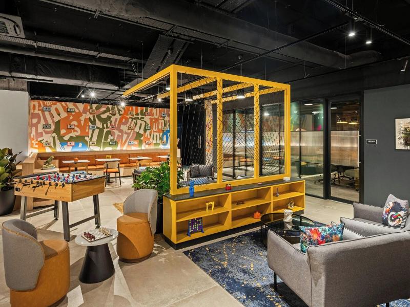 Moxy Belfast City image