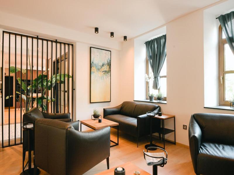 Plein Hotel image
