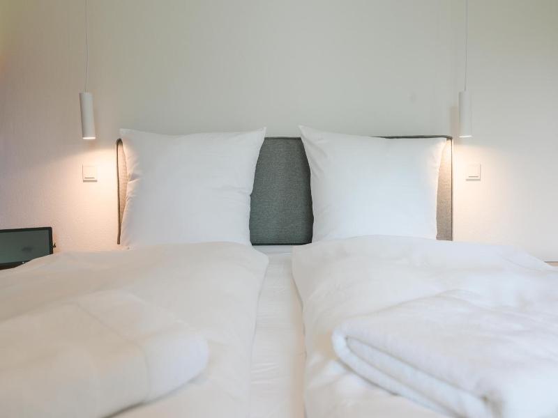 Plein Hotel image
