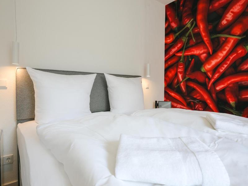 Plein Hotel image