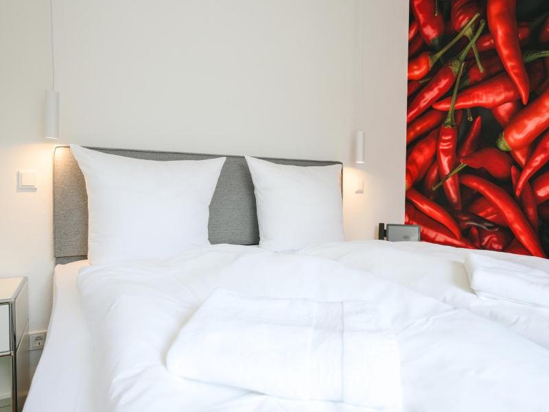 Plein Hotel image