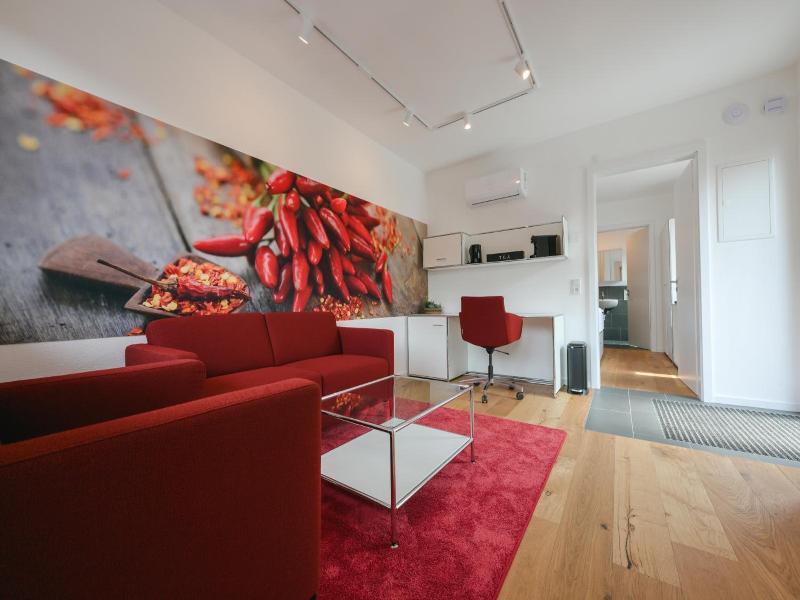 Plein Hotel image