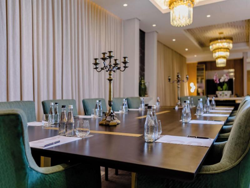 Steyn City Hotel By Saxon image