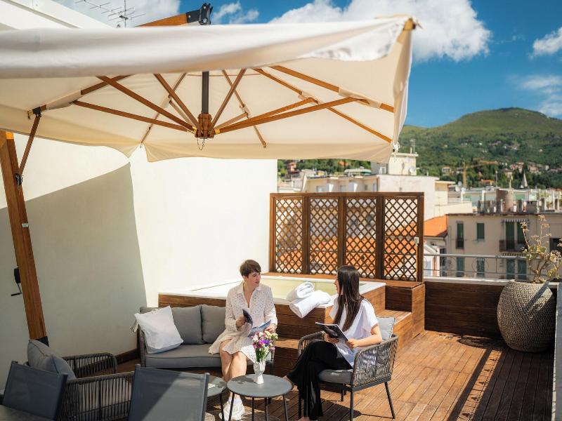 Residence San Marco Suites Apartments Alassio image