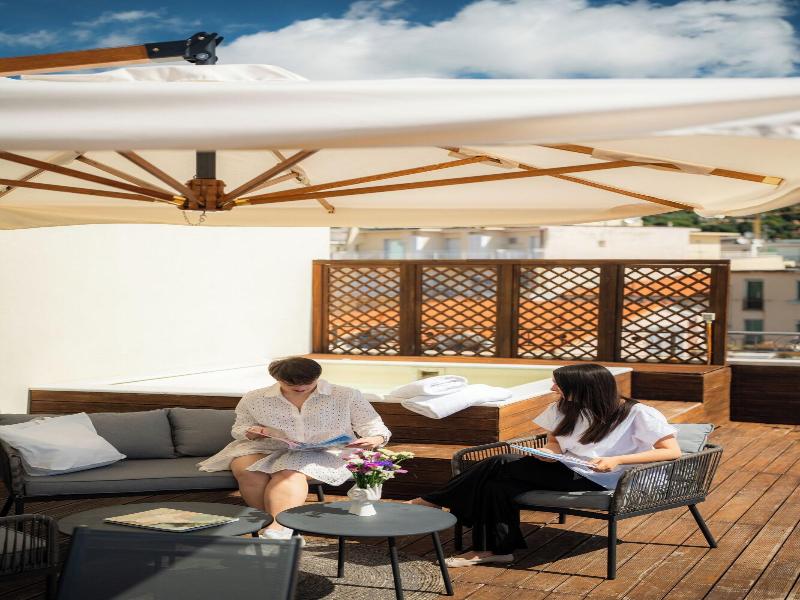 Residence San Marco Suites Apartments Alassio image