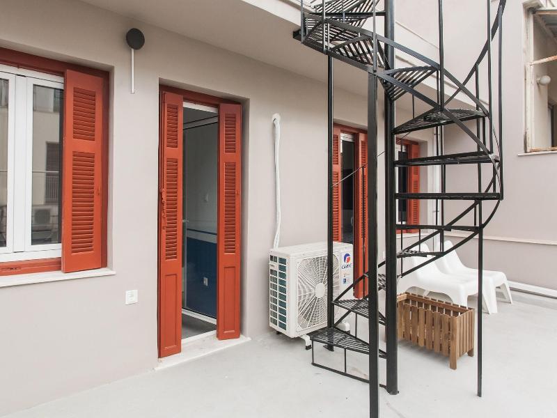 Karitsi Place image