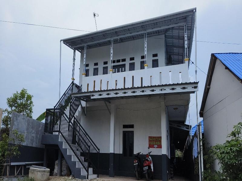 Oyo 93642 Penginapan Al Ashar