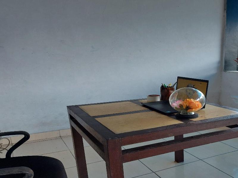 Oyo 93642 Penginapan Al Ashar