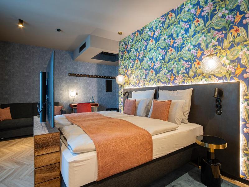 Mia Hotel Singen image