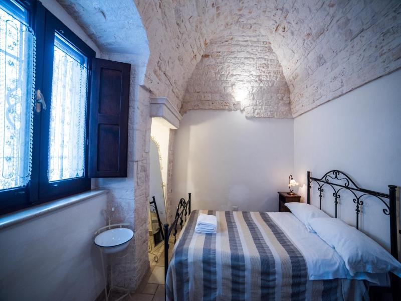 Charming Trulli image
