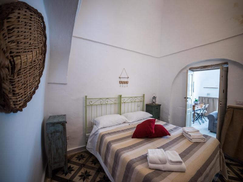 Charming Trulli image
