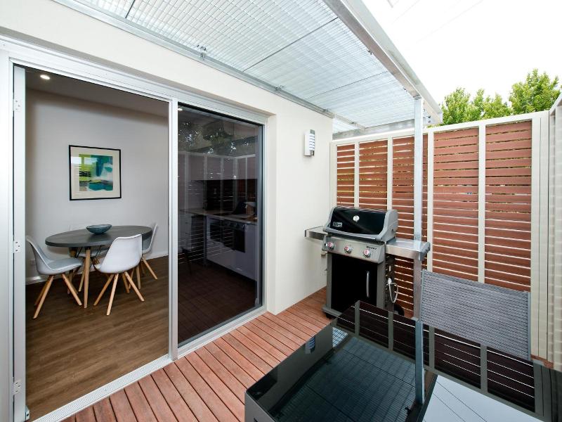 Loxton Courthouse Apartments