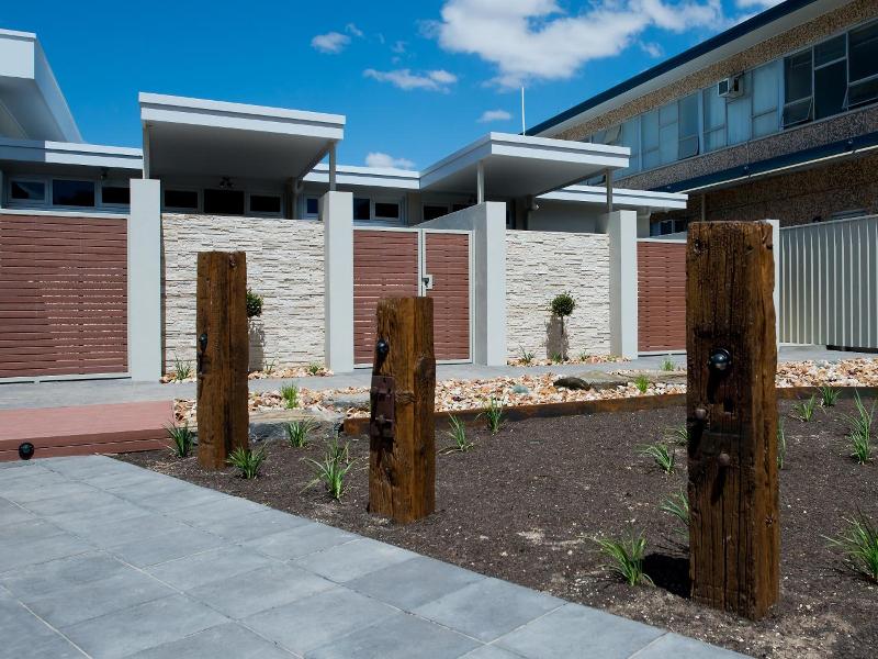 Loxton Courthouse Apartments