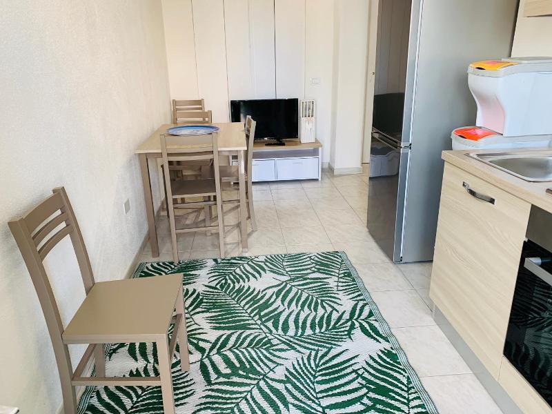 Luxar Room image