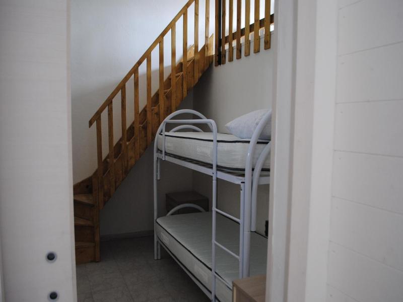 Luxar Room image