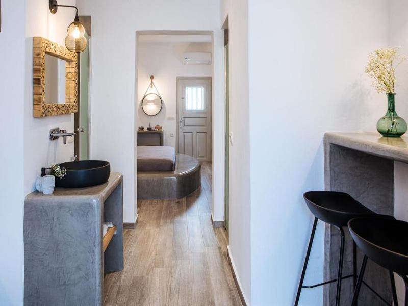 Aetheria Villas image