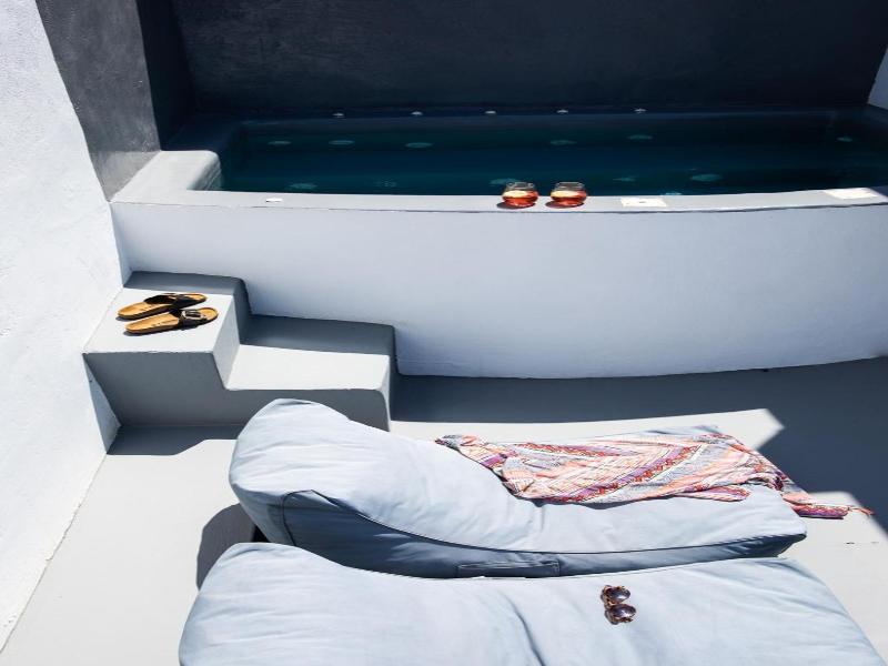 Aetheria Villas image