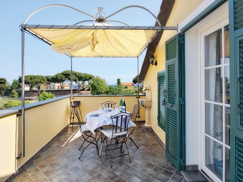 Casa Vacanze Nel Giardino Di Renzo image
