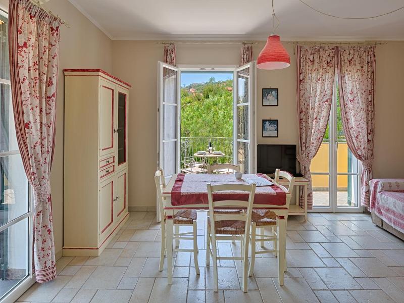 Casa Vacanze Nel Giardino Di Renzo image