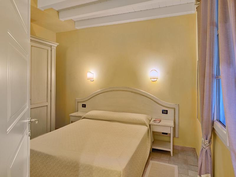 Casa Vacanze Nel Giardino Di Renzo image