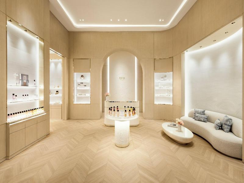 The Lana Dorchester Collection image