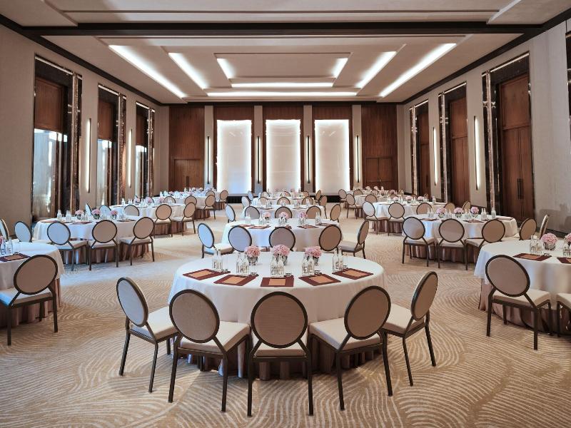 The Lana Dorchester Collection image