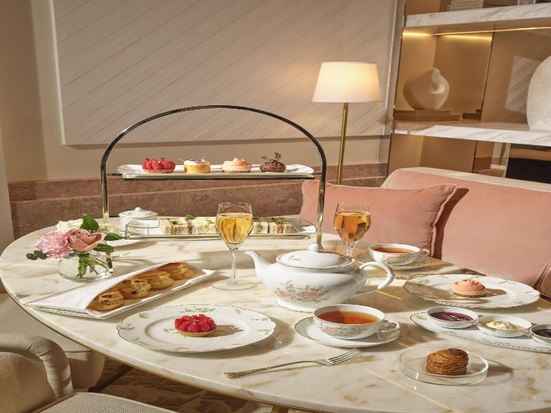 The Lana Dorchester Collection image