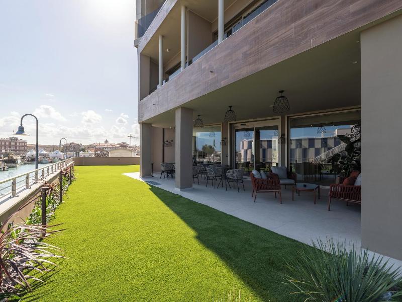 Visionair Suites — general view