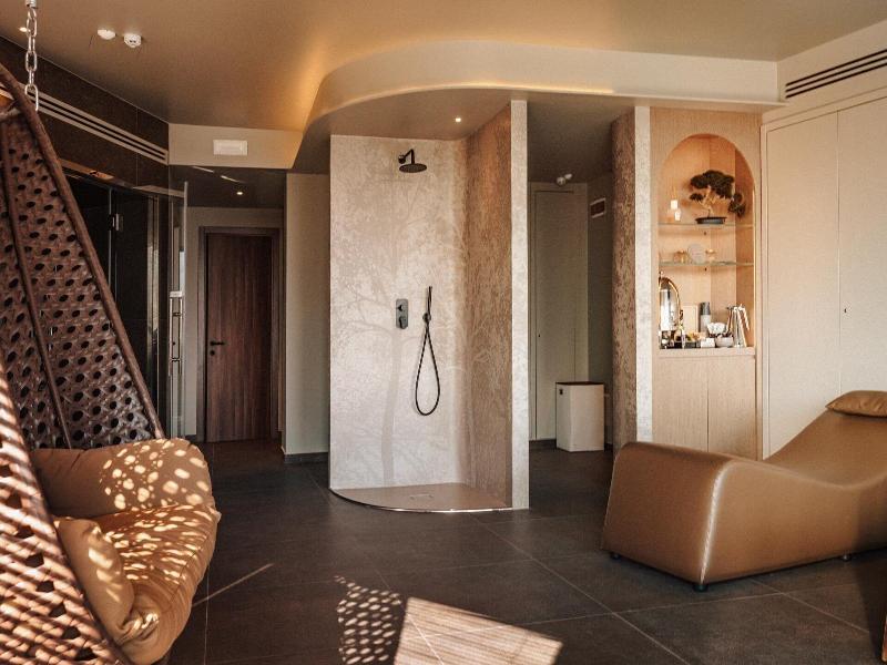 Visionair Suites image
