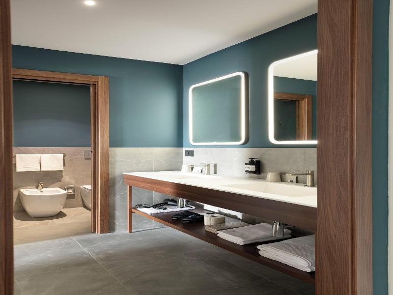 Visionair Suites image