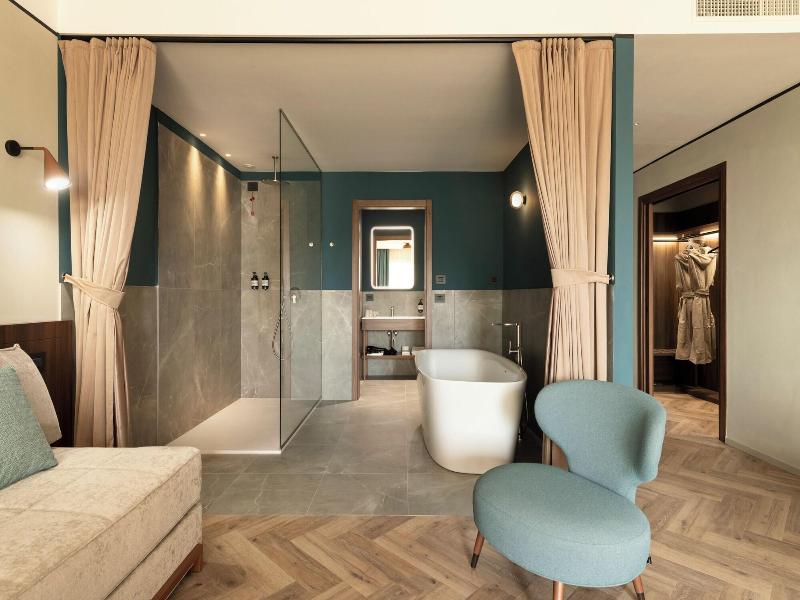 Visionair Suites image