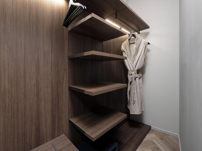 Visionair Suites image