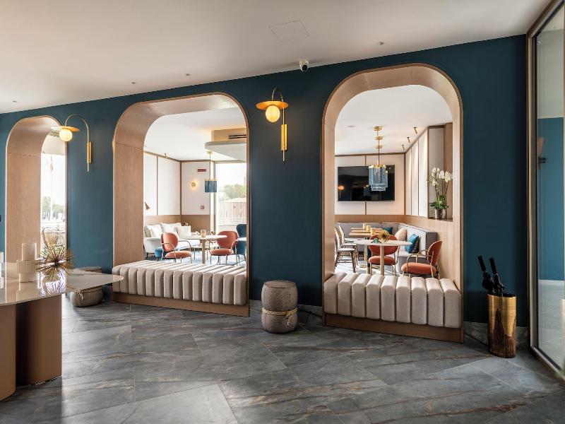 Visionair Suites image